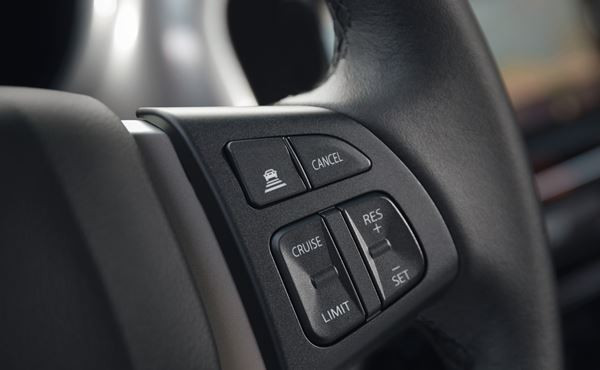 Le Suzuki Vitara adopte un design robuste et une transmission intégrale