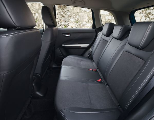Le Suzuki Vitara adopte un design robuste et une transmission intégrale