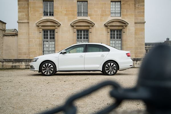 La Volkswagen Jetta relookée en approche