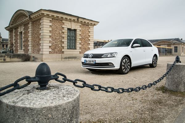 La Volkswagen Jetta relookée en approche