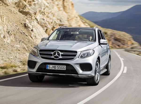 Le SUV haut de gamme Mercedes GLE en approche