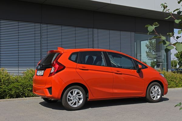La troisième génération de la Honda Jazz en approche