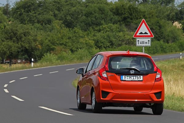 La troisième génération de la Honda Jazz en approche
