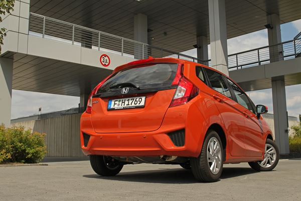 La troisième génération de la Honda Jazz en approche