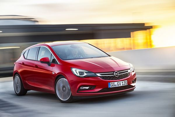 La nouvelle Opel Astra adopte des lignes athlétiques sophistiquées