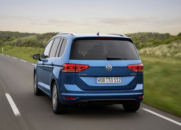Le Volkswagen Touran s’allonge pour offrir plus d’espace à bord