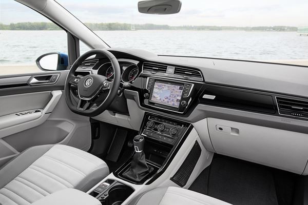 Le Volkswagen Touran s’allonge pour offrir plus d’espace à bord