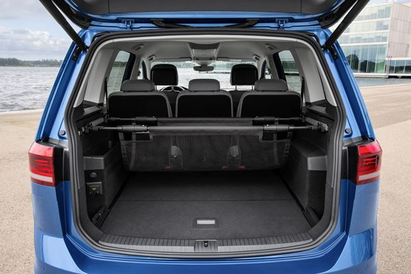 Le Volkswagen Touran s’allonge pour offrir plus d’espace à bord