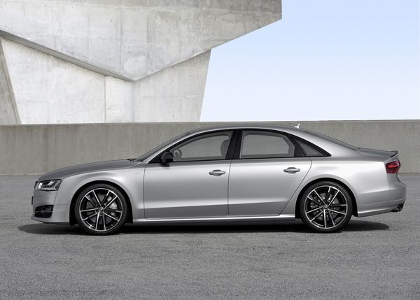 La nouvelle grande berline Audi S8 plus développe 605 ch