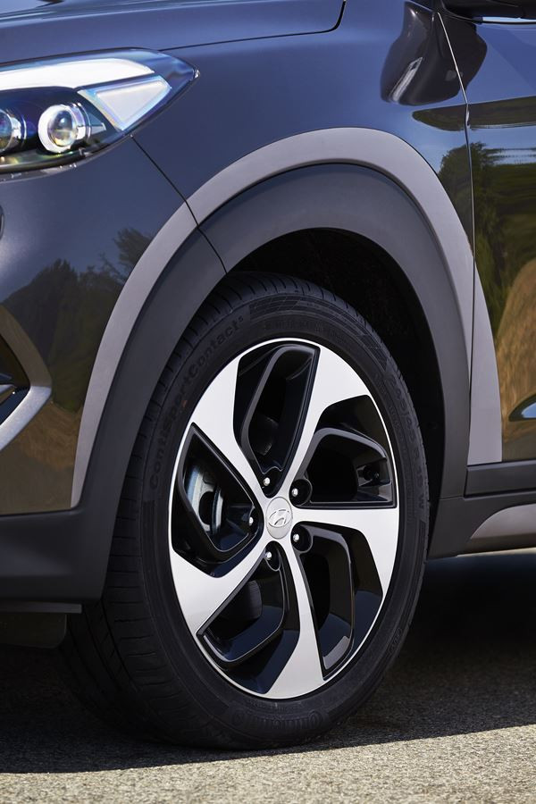 Le Hyundai Tucson affiche une allure athlétique