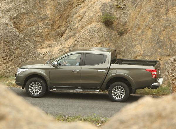 Le pick-up Mitsubishi L200 de cinquième génération repose sur une nouvelle structure