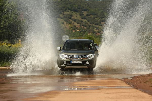 Le pick-up Mitsubishi L200 de cinquième génération repose sur une nouvelle structure