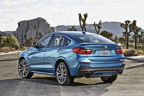 La nouvelle BMW X4 M40i entre en piste