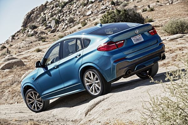 La nouvelle BMW X4 M40i entre en piste