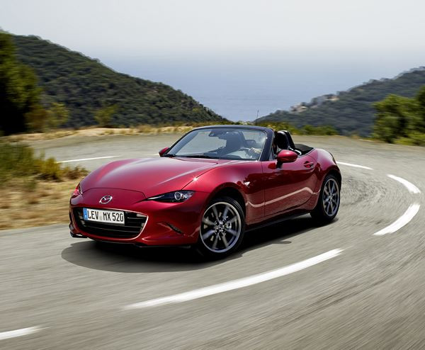 Le roadster Mazda MX-5 de quatrième génération réinterprète le style Kodo