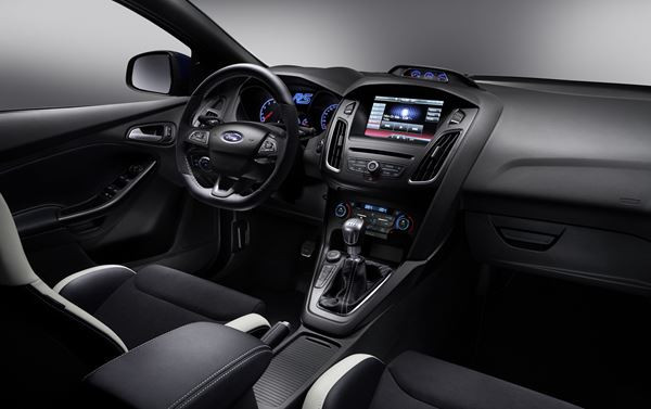 La nouvelle Ford Focus RS exécute le 0 à 100 km/h en 4,7 secondes