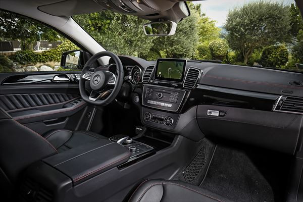 Le Mercedes GLE Coupé se distingue par ses gènes de SUV coupé sportif