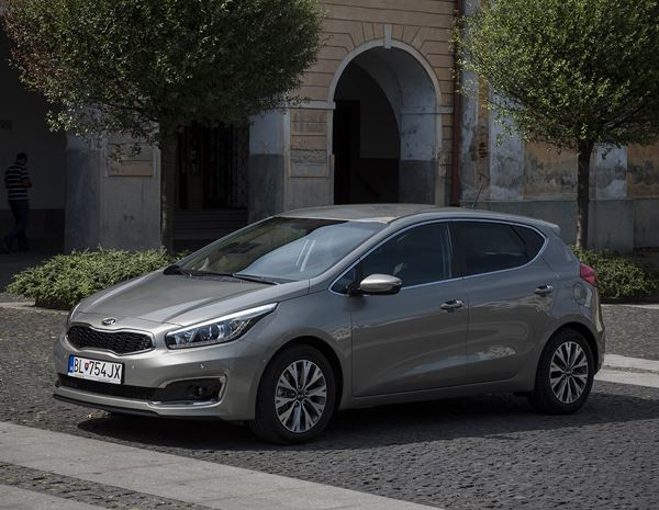 La Kia cee’d restylée embarque des motorisations retravaillées