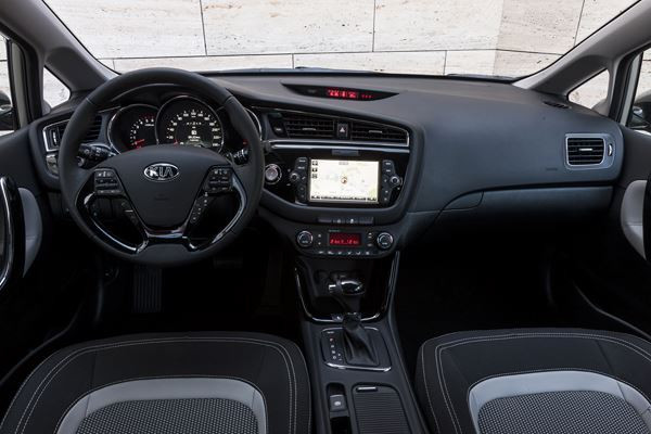 La Kia cee’d restylée embarque des motorisations retravaillées