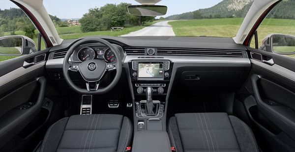 La Volkswagen Passat Alltrack 4Motion affronte tous types de chemins