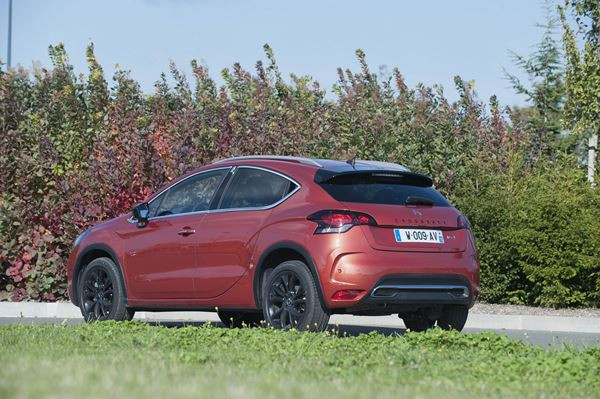 Une DS 4 Crossback à l’allure de baroudeur chic