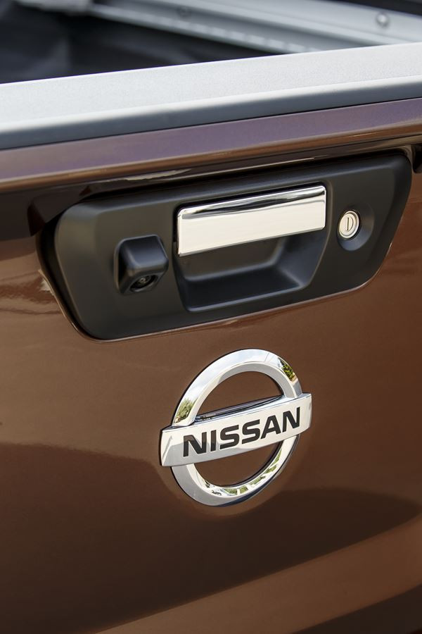 Le Nissan Navara adopte un large éventail de technologies d'aide à la conduite