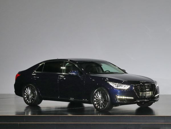 La grande berline de luxe Genesis G90 promet un confort de première classe
