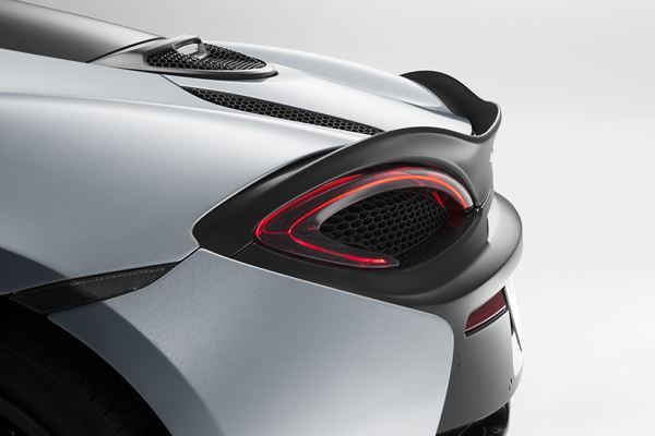 La McLaren 570GT reçoit un toit panoramique et un hayon arrière vitrés