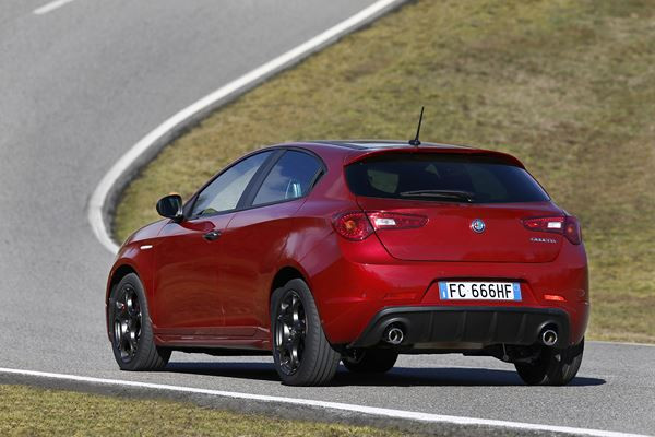 L'Alfa Romeo Giulietta revendique un caractère esthétique plus sportif