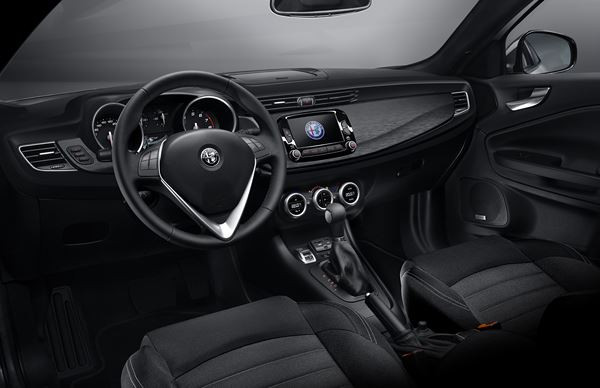 L'Alfa Romeo Giulietta revendique un caractère esthétique plus sportif