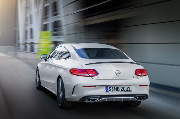 La Mercedes-AMG C 43 4Matic Coupé embarque un V6 3.0 litres biturbo de 367 ch