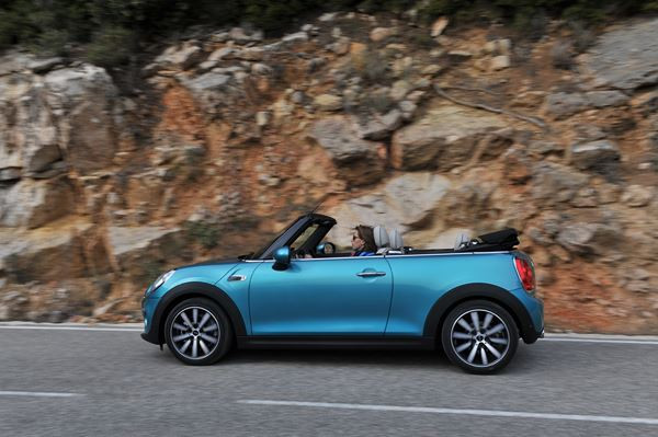 Le cabriolet premium Mini change de génération