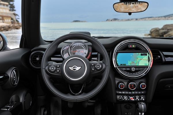 Le cabriolet premium Mini change de génération