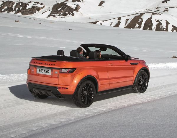 Range Rover Evoque Cabriolet: un SUV cabriolet premium à l'aise en tout-terrain