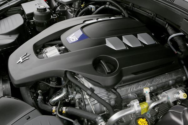 Le SUV de luxe Maserati Levante embarque une imposante calandre