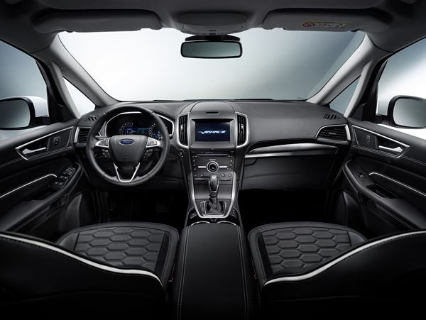 Le Ford S-Max se décline dans la version haut de gamme Vignale