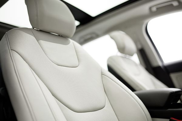 Le grand SUV Ford Edge traverse l'Atlantique