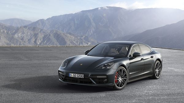 La nouvelle Porsche Panamera conjugue performances, luxe et confort