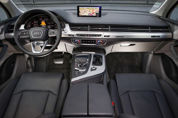 L'Audi Q7 e-tron quattro embarque une motorisation hybride diesel rechargeable