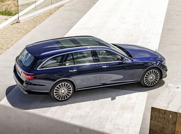 La Mercedes-Benz Classe E Break en approche