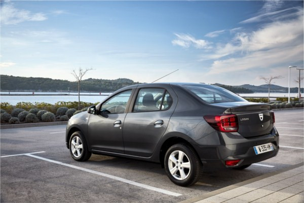 La Dacia Logan bénéficie d'un design légèrement revu