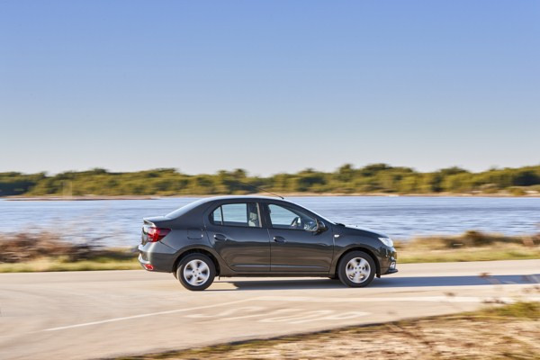 La Dacia Logan bénéficie d'un design légèrement revu