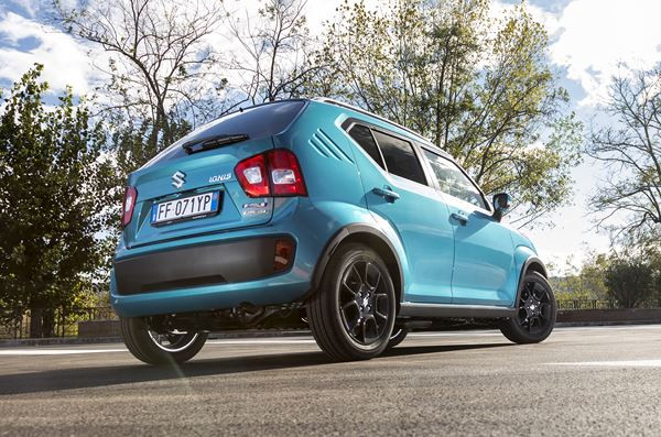 Le petit crossover Suzuki Ignis affiche un style marqué