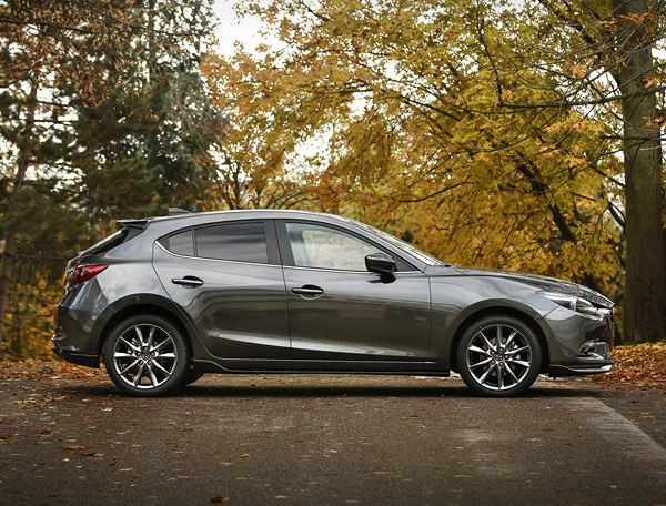 La Mazda 3 restylée reçoit de subtiles évolutions extérieures