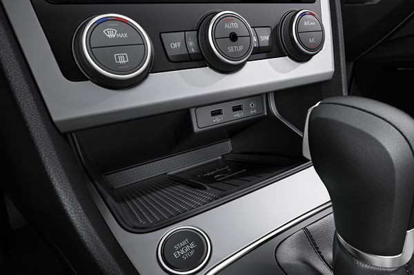 La Seat Leon restylée reçoit quelques changements extérieurs