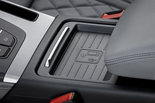 Audi Q5: un SUV de taille intermédiaire polyvalent à la posture sportive