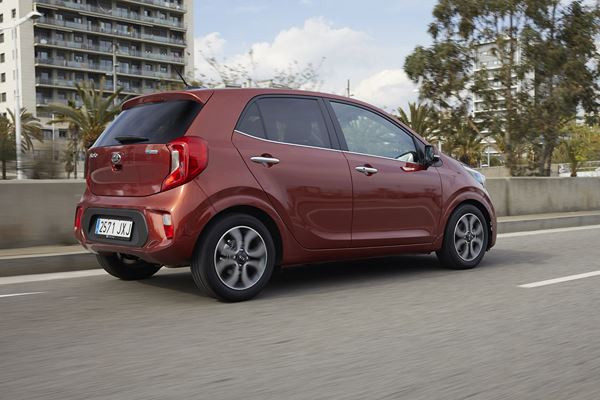 La mini-citadine Kia Picanto affiche un design dynamique