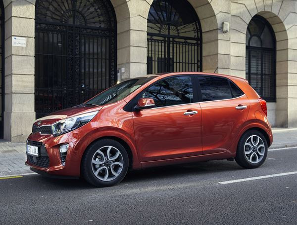 La mini-citadine Kia Picanto affiche un design dynamique
