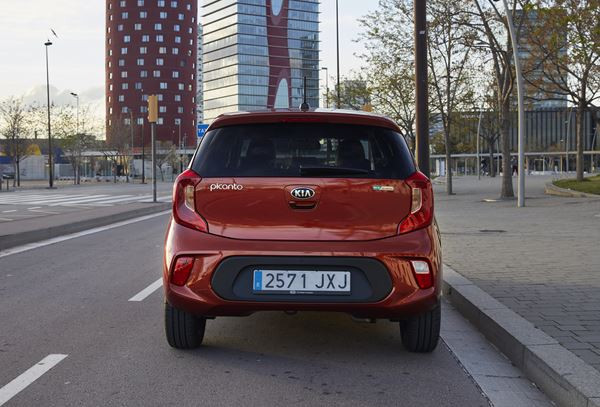 La mini-citadine Kia Picanto affiche un design dynamique