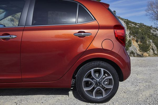 La mini-citadine Kia Picanto affiche un design dynamique
